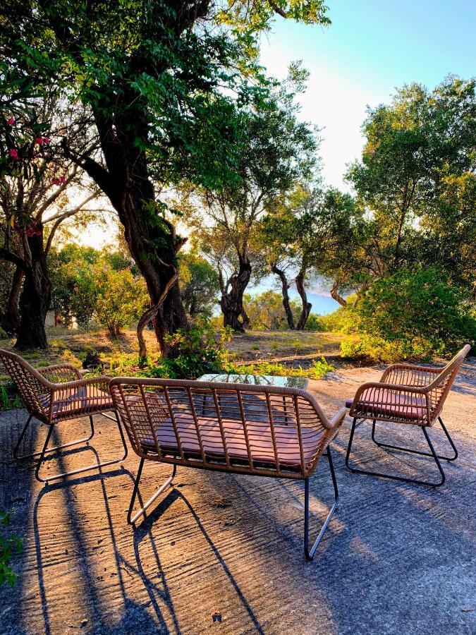 Nisaki Mathraki B&B Ngoại thất bức ảnh