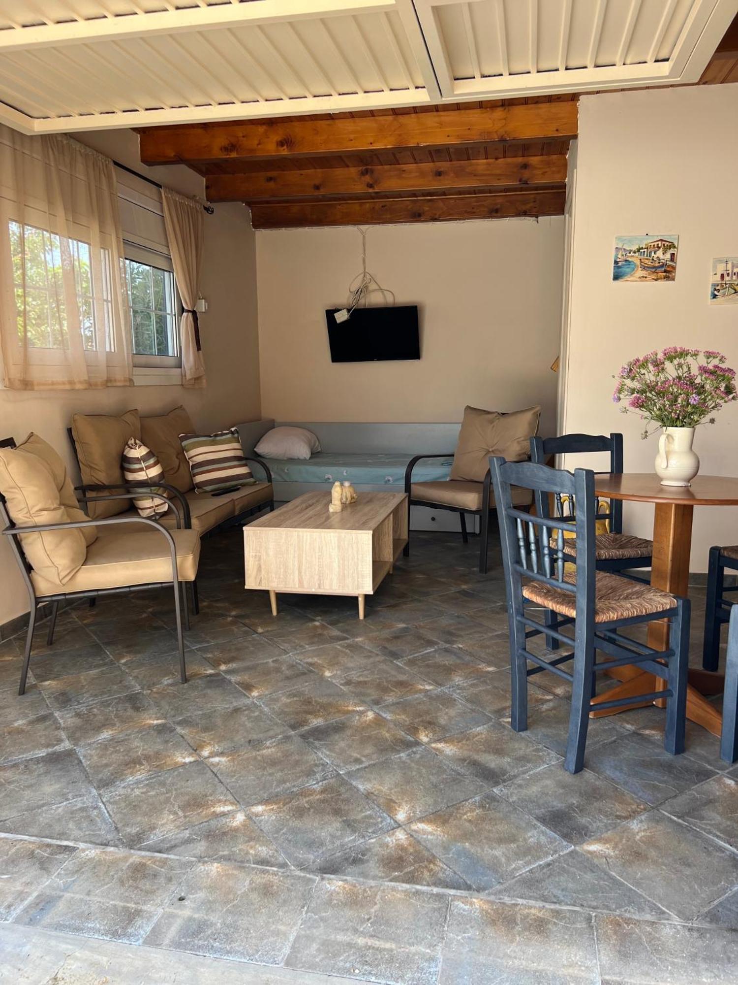 Nisaki Mathraki B&B Ngoại thất bức ảnh