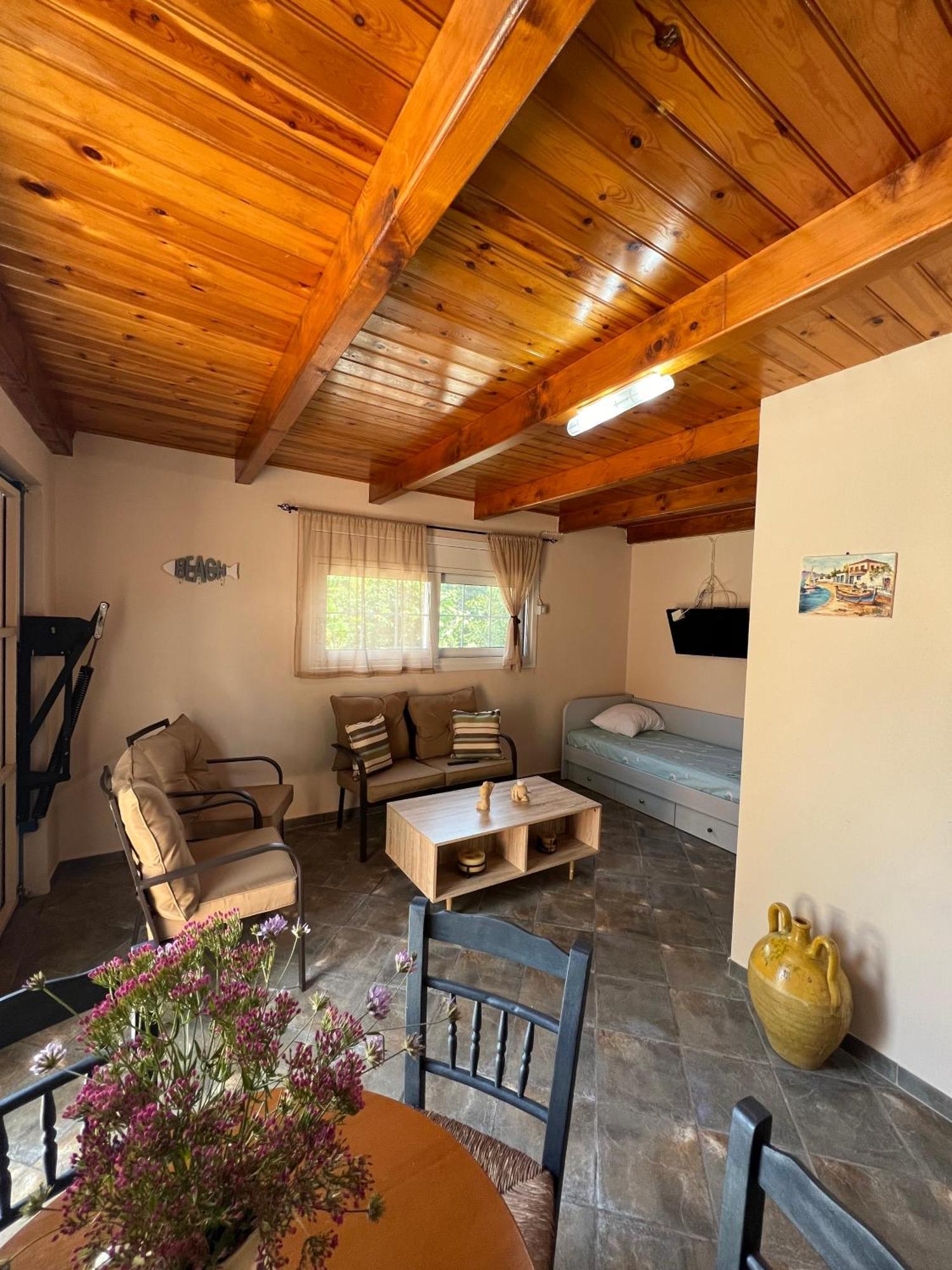 Nisaki Mathraki B&B Phòng bức ảnh